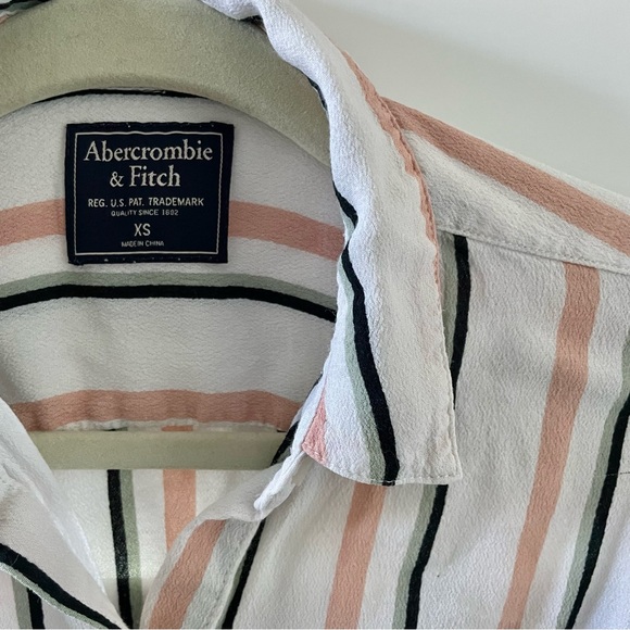 Abercrombre & Fitch | Multi Color Striped Blouse | Size XS - Picture 4 of 4